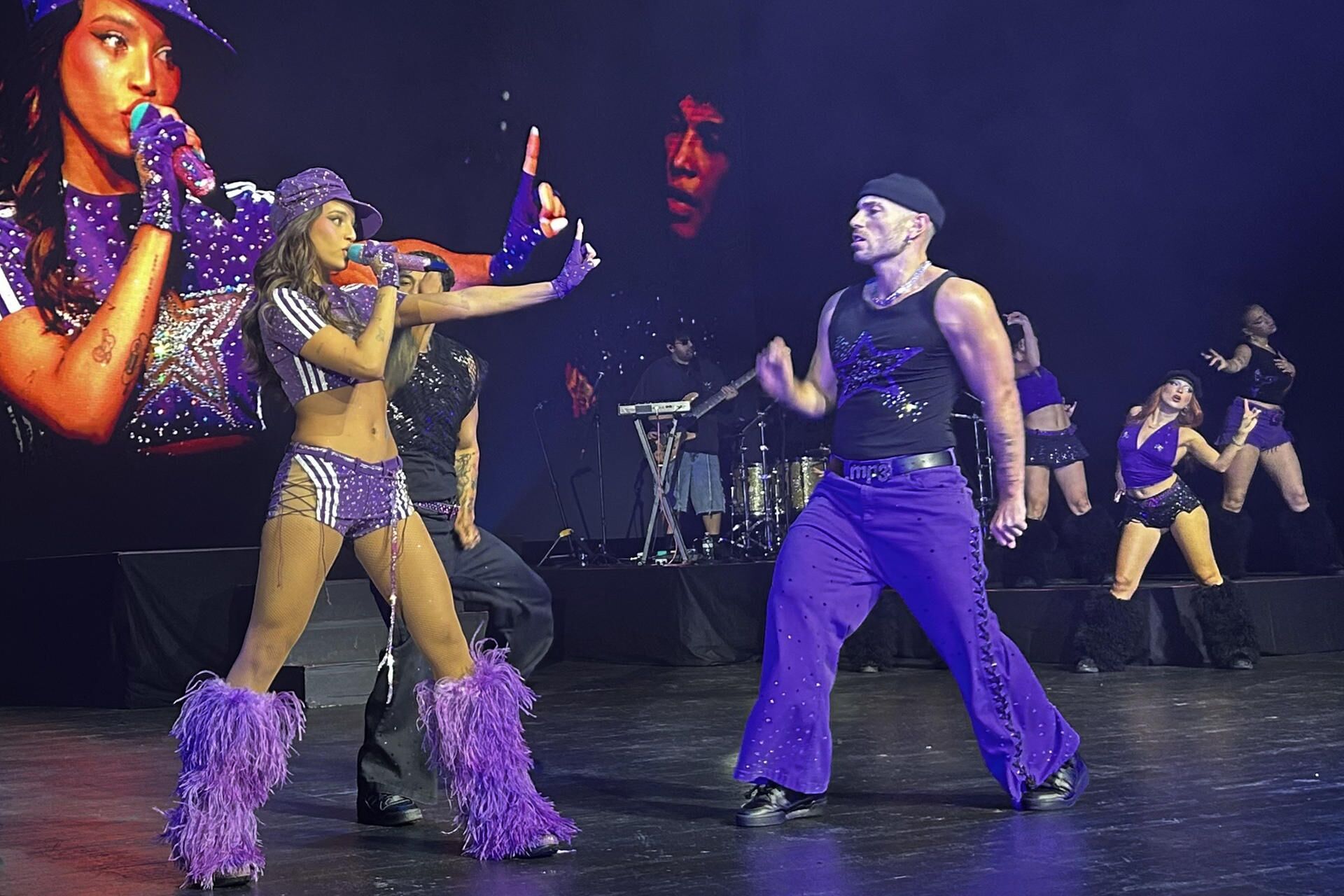 Emilia deslumbra en su debut estadounidense con un concierto lleno de energía
