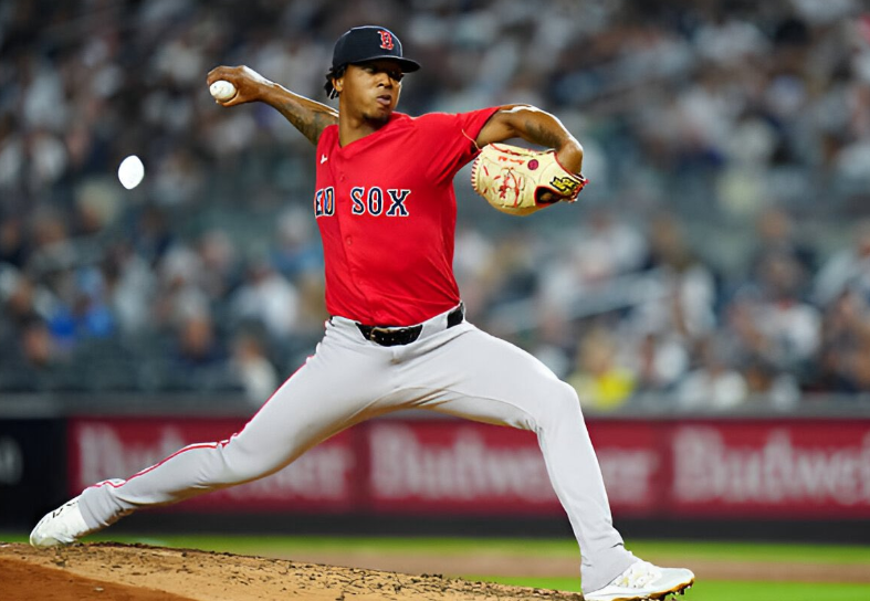 Boston Blanquea a Yankees con Brillante Actuación de Bello