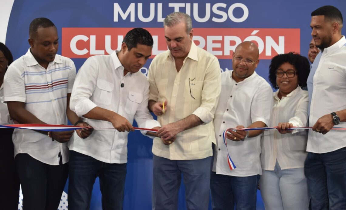 Gobierno reinaugura Club Luperón tras inversión de USNULL millones
