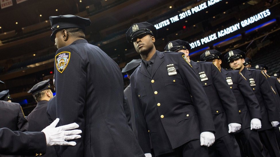 965 nuevos oficiales se unen a la Policía de Nueva York; 51 de origen dominicano, tres con máxima distinción