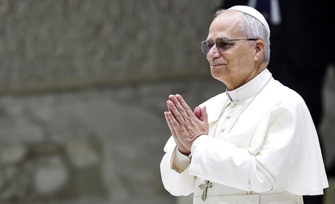 Papa León XIV ora por niños en guerra y llama a la esperanza