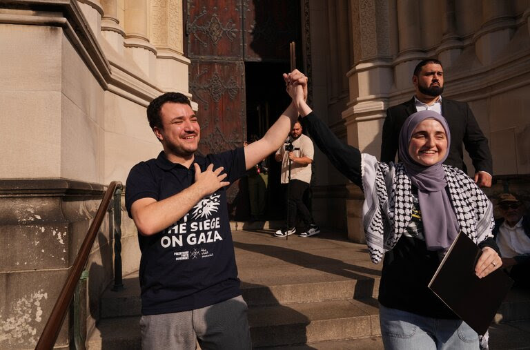Juez Federal Protege la Libertad de Expresión de Estudiantes Extranjeros Pro-Palestina