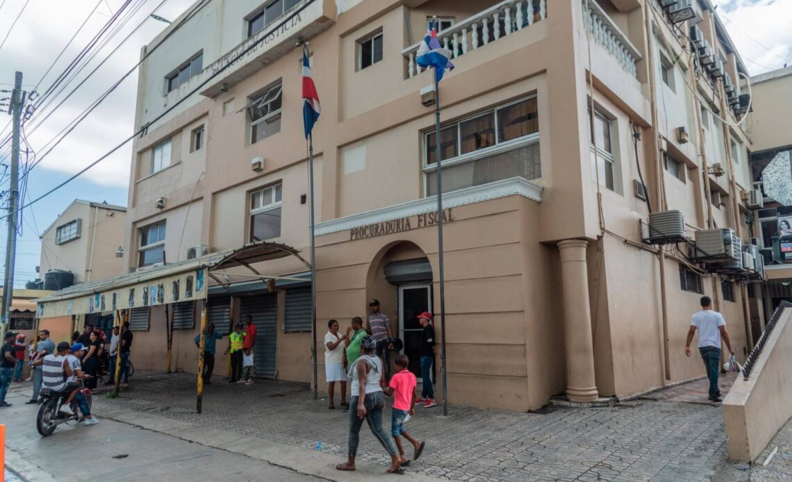 Audiencia por violación grupal aplazada hasta el viernes