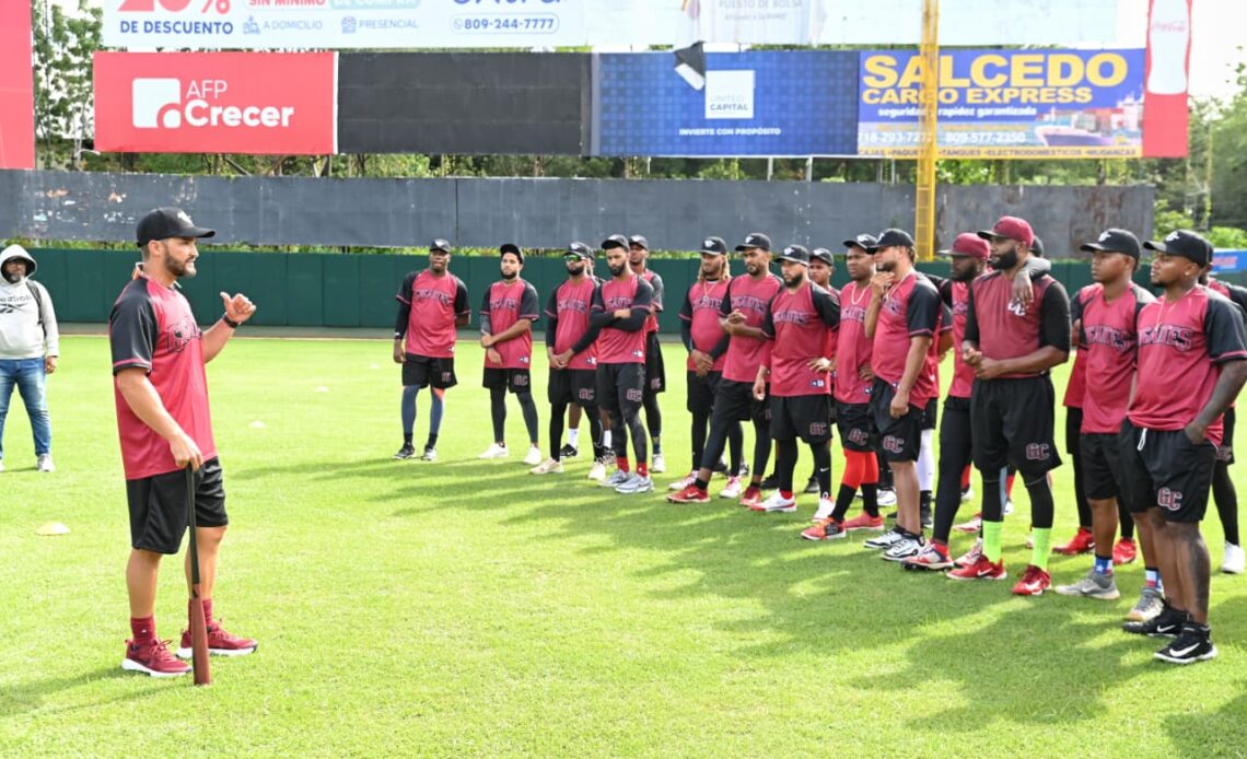 Gigantes del Cibao Inician Entrenamientos con Plantel de 45 Jugadores