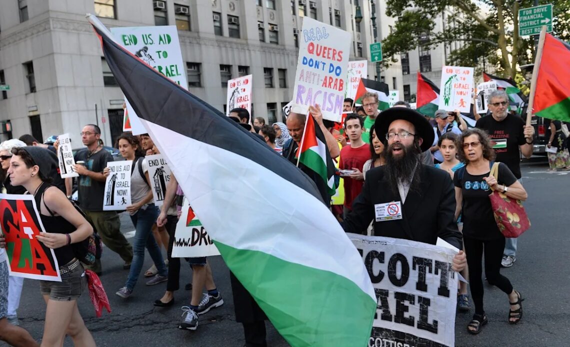 Encuesta revela descenso histórico en el apoyo estadounidense a Israel, especialmente entre votantes demócratas