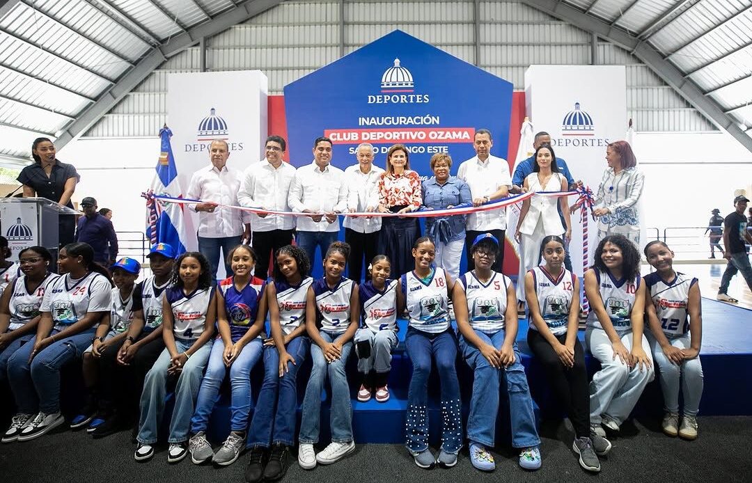Vicepresidenta Peña inaugura remozado Centro Deportivo y Cultural Ozama