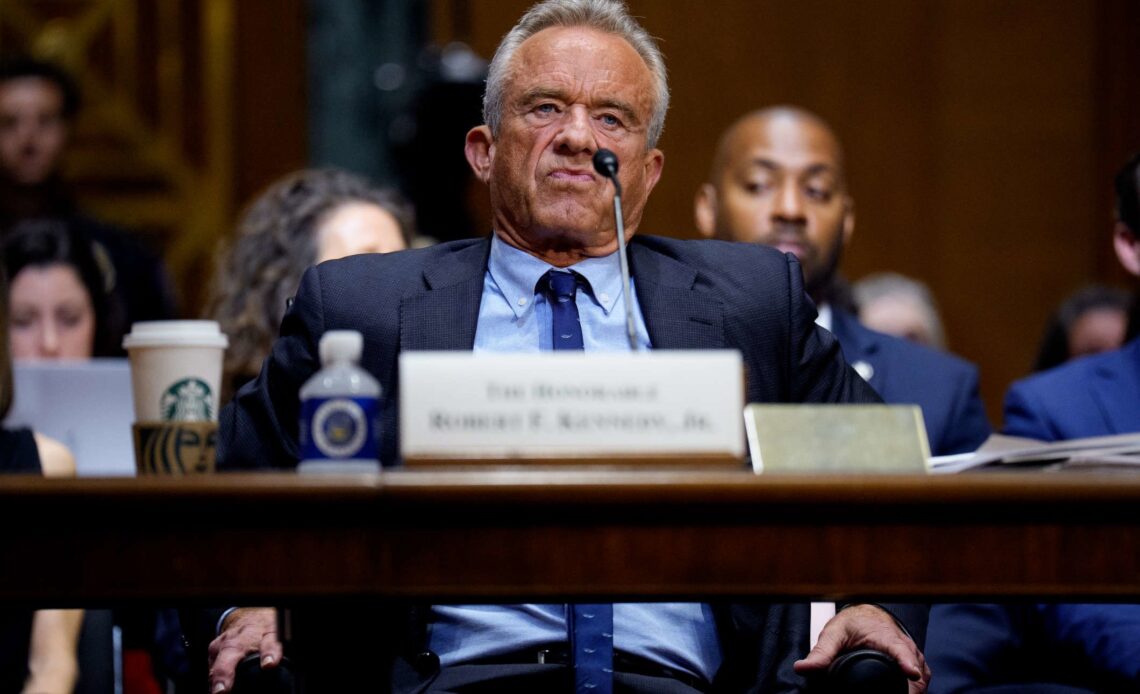 Exjefe de Sanidad de EEUU pide la destitución del secretario de Salud, Robert F. Kennedy Jr.