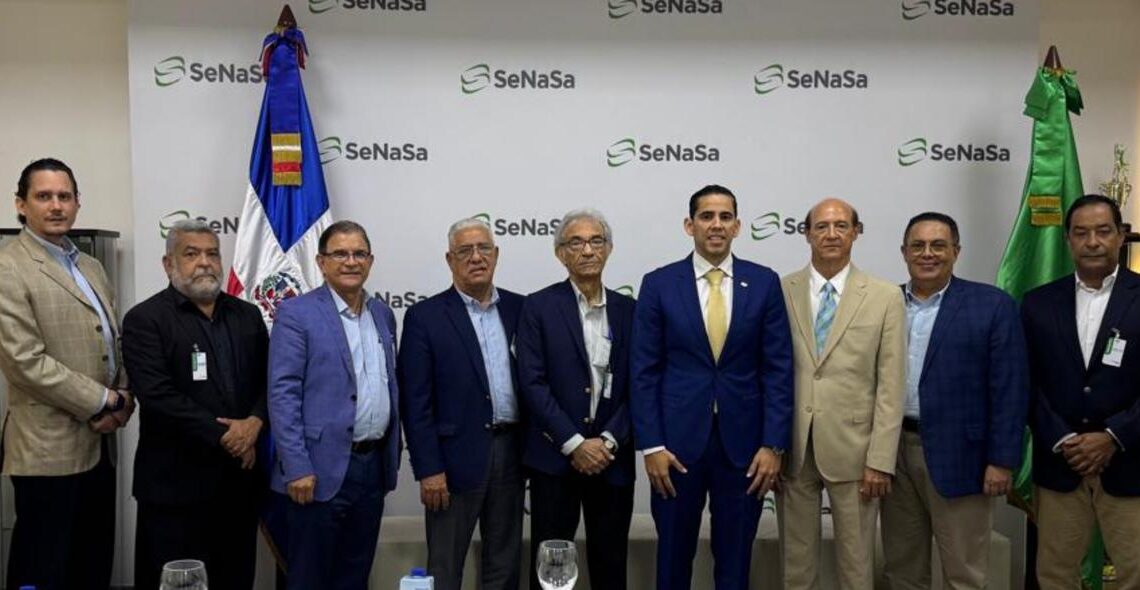 SENASA reconoce atrasos en pagos a clínicas privadas y promete regularización