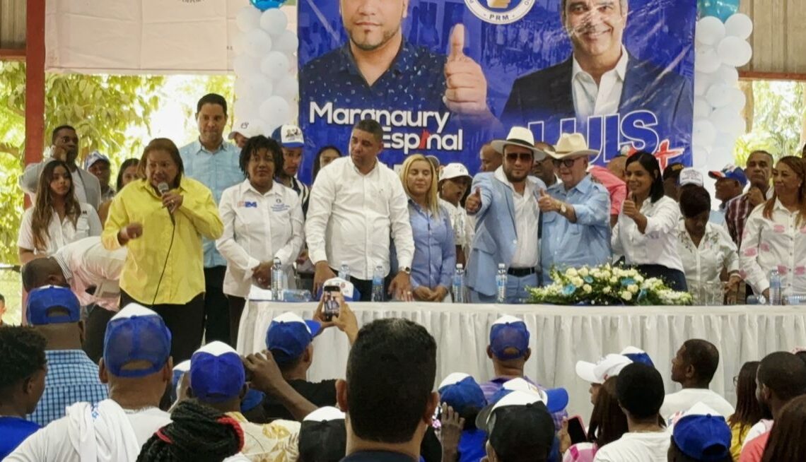 Margnaury Espinal Rechaza Nombramiento en Salud Pública por Solidaridad con su Equipo