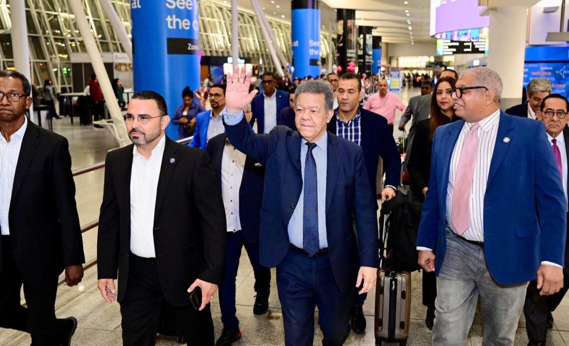 Leonel Fernández realiza gira por Estados Unidos con agenda académica y política
