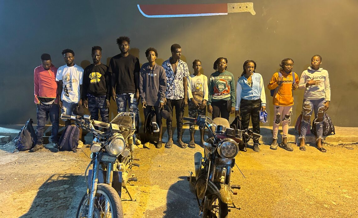 Ejército Dominicano refuerza seguridad fronteriza: 30 haitianos irregulares detenidos