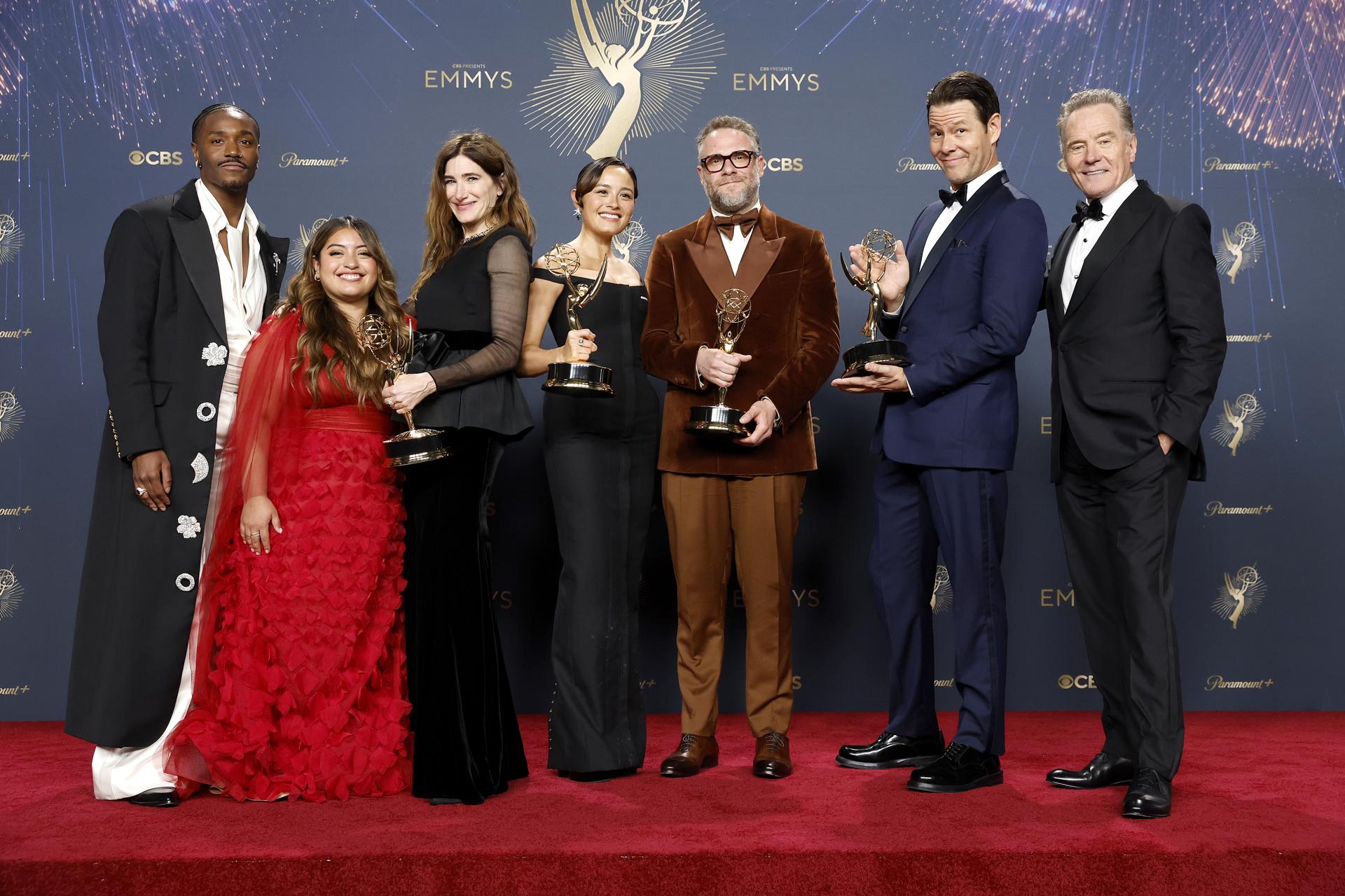 ‘The Studio’ Lidera los Emmy con 13 Premios, ‘The Pitt’ y ‘Adolescence’ También Destacan