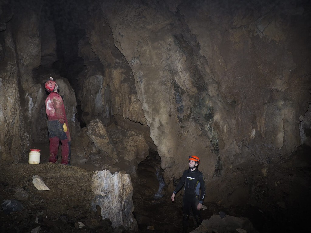 El estudio de cuevas revela claves sobre el impacto del cambio climático en los Pirineos