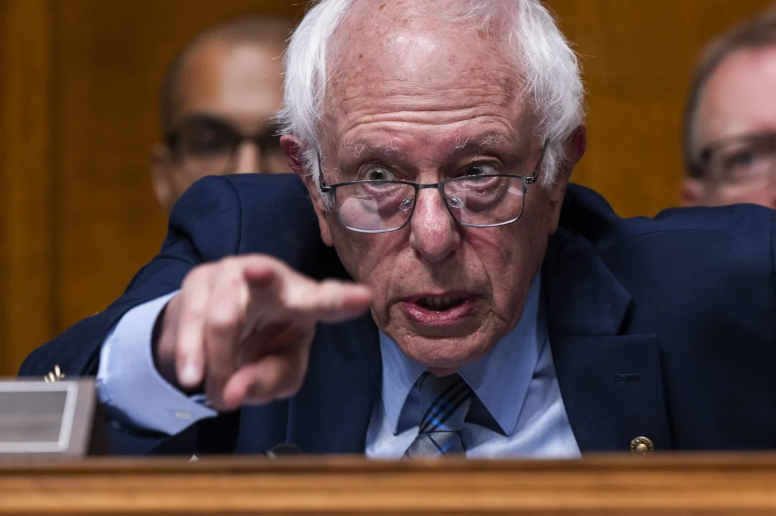 Sanders Califica la Campaña Militar de Israel en Gaza como Genocidio