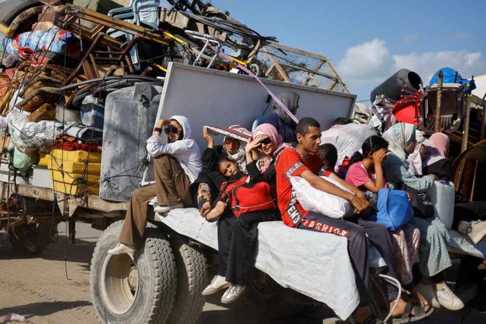 Más de 550.000 personas huyen de Gaza ante la ofensiva israelí