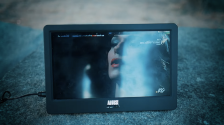 Análisis de la August DA900D: ¿Merece la pena comprar esta TV barata de Amazon?
