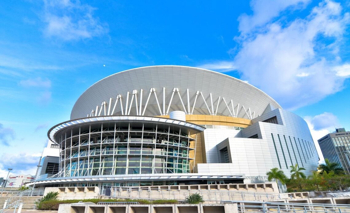 Coliseo de Puerto Rico Blanco de Disparos; No Se Reportan Heridos