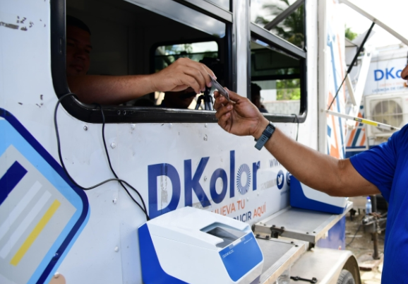 INTRANT firma contrato para emisión de licencias y prevé ingresos de RDNULL,000 millones