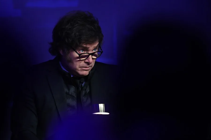 Argentina: El Presidente Milei Propone Reforma Integral del Código Penal con Penas Más Severas y Reducción de la Edad de Imputab