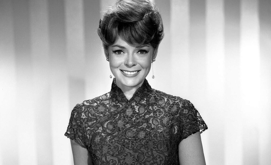 Fallece June Lockhart, Leyenda de la Televisión Estadounidense, a los 100 Años