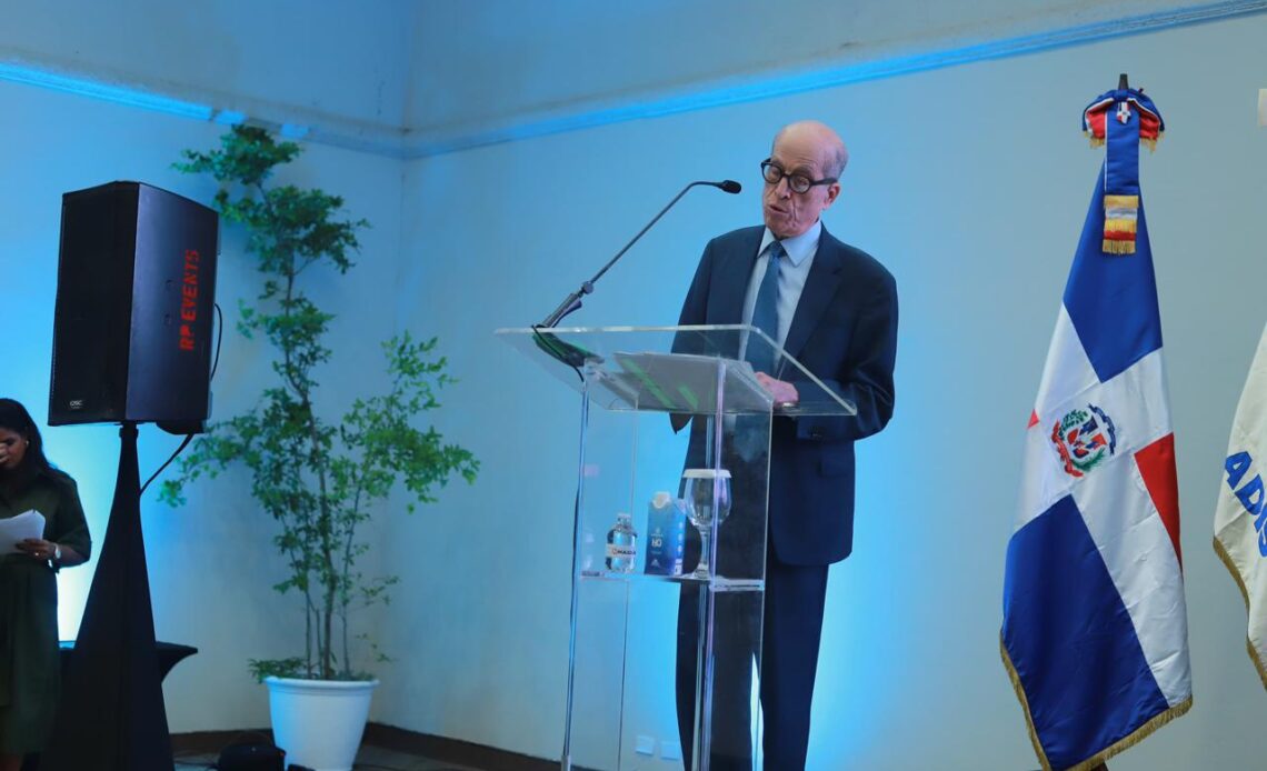 Max Puig Aboga por la Integración de Recursos Naturales e Ingeniería Sanitaria para la Protección del Agua Frente al Cambio Clim