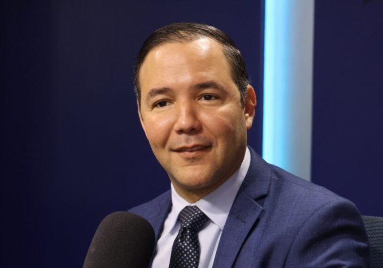 Pujols (PLD) critica al gobierno actual como un régimen de ''anuncios'' sin sustancia