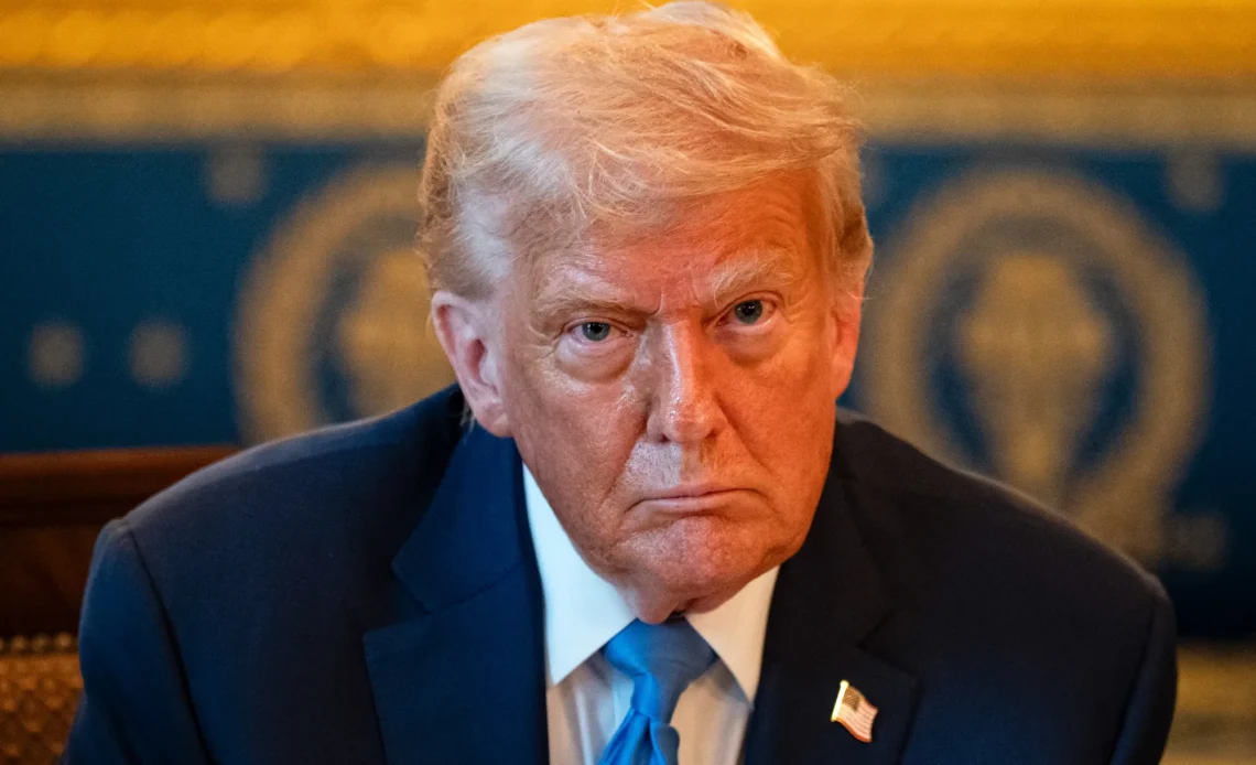 Trump Interviene para que YouTube Restablezca la Presencia de Univision en su Plataforma