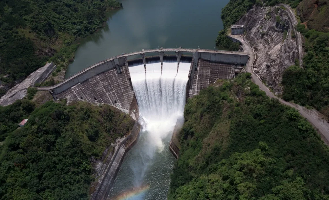 Alerta en 19 comunidades por maniobras de desagüe en el sistema de presas Jigüey-Aguacate-Valdesia-Las Barias
