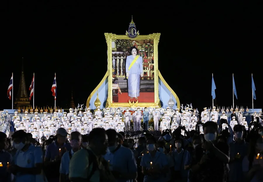 Sirikit, Reina Madre de Tailandia, Fallece a los 93 Años