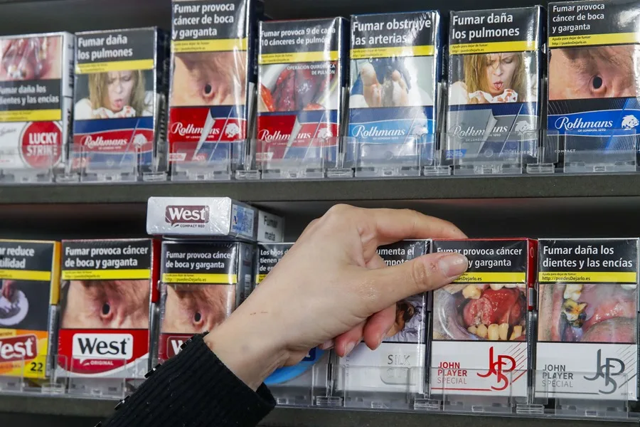 El vapeo y el tabaco ilegal impulsan las finanzas de los cárteles en México