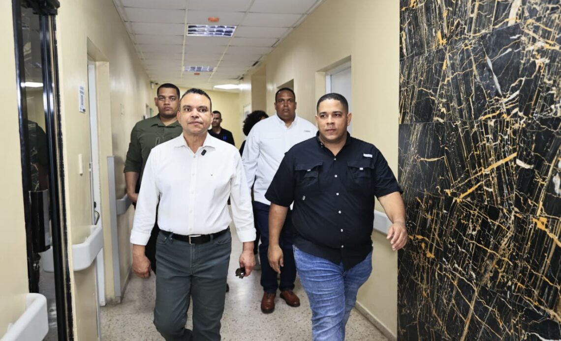 Servicio Nacional de Salud Declara 53 Hospitales Libres de Deudas y Afianza la Estabilidad Financiera en la Red Pública