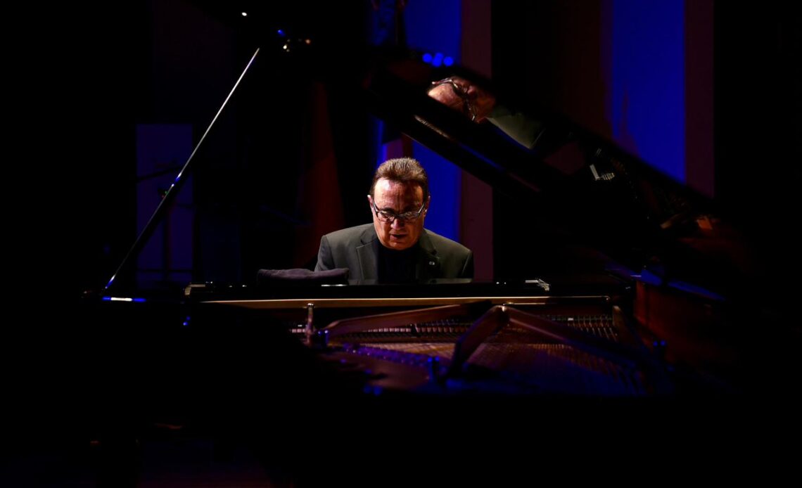 Michel Camilo Honra la Independencia Dominicana con un Concierto en Berlín