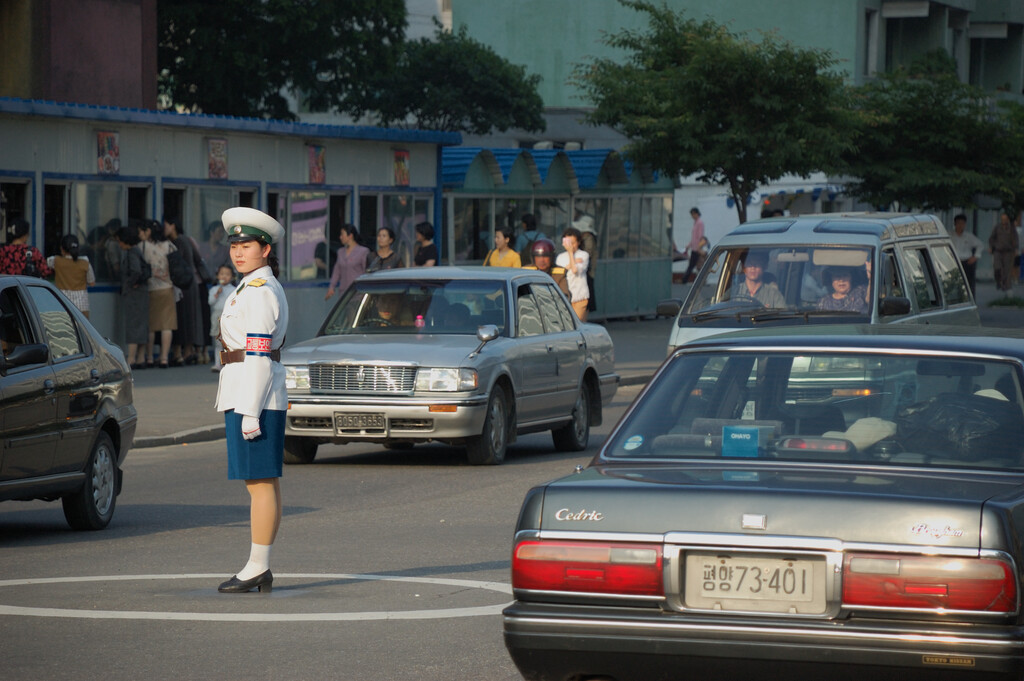 El auge del automóvil en Corea del Norte genera inesperados problemas de estacionamiento