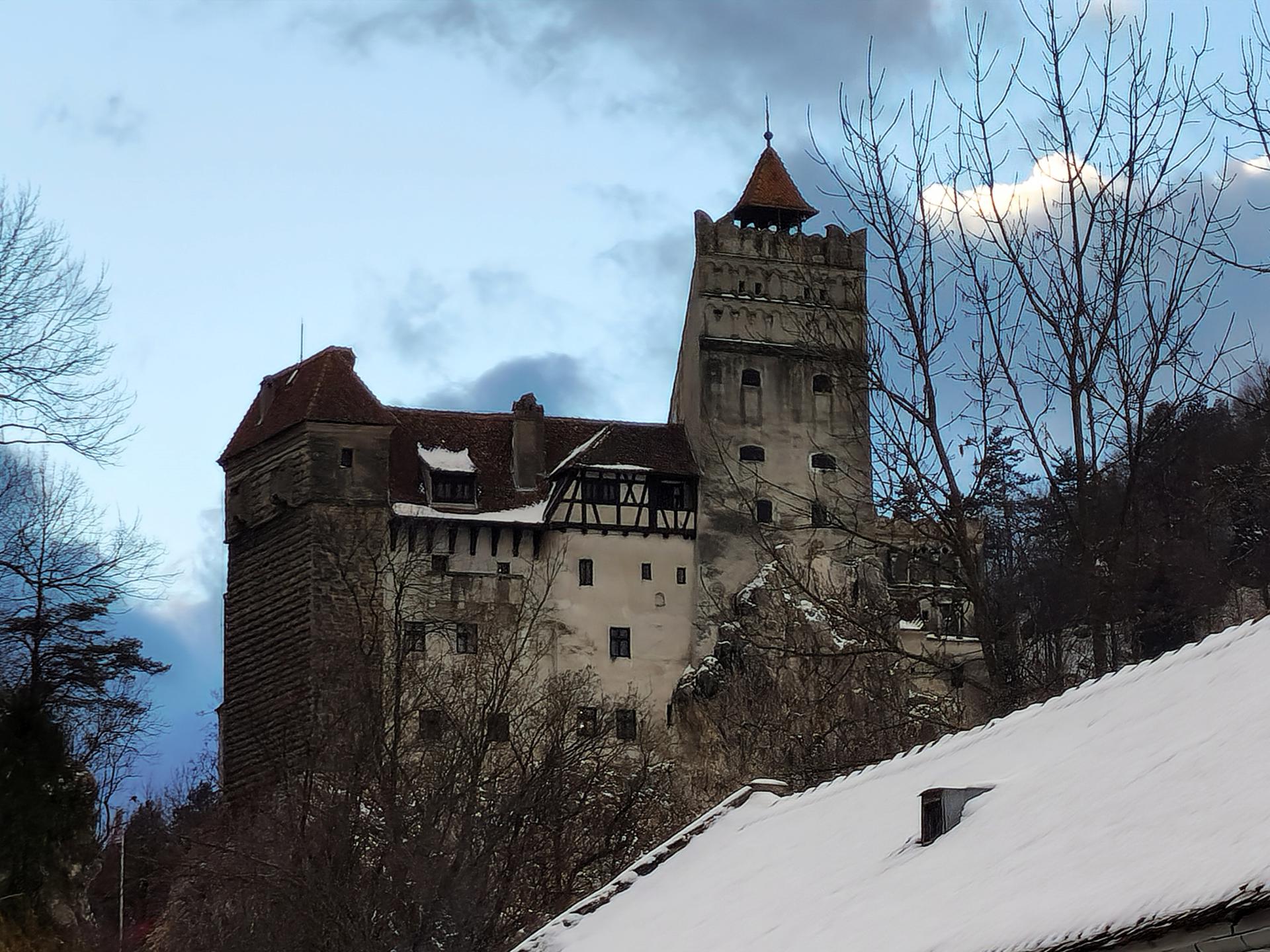Castillo de Bran Busca Proyección Global con Alianza Estratégica con Gestor de Graceland