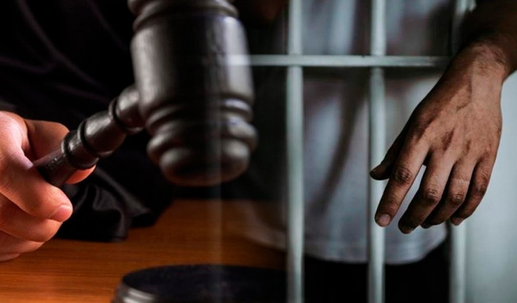 Tres Individuos Reciben Sentencia de Diez Años por Tráfico de Personas Haitianas
