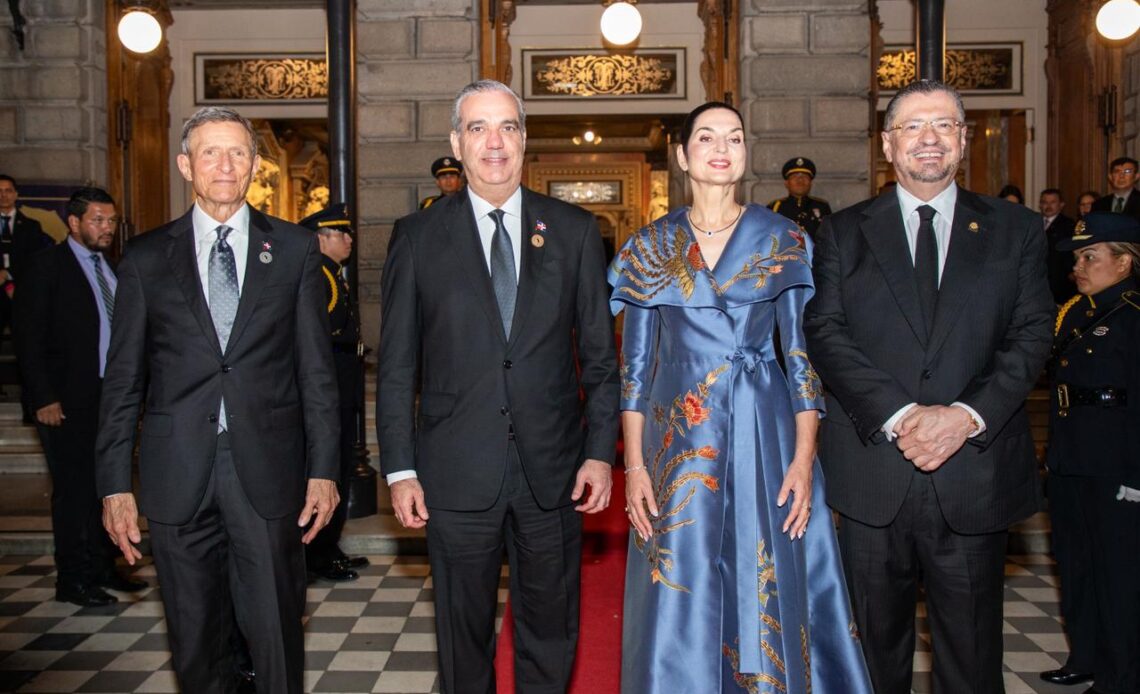 Presidente Abinader Asiste a Cena de Estado en Costa Rica