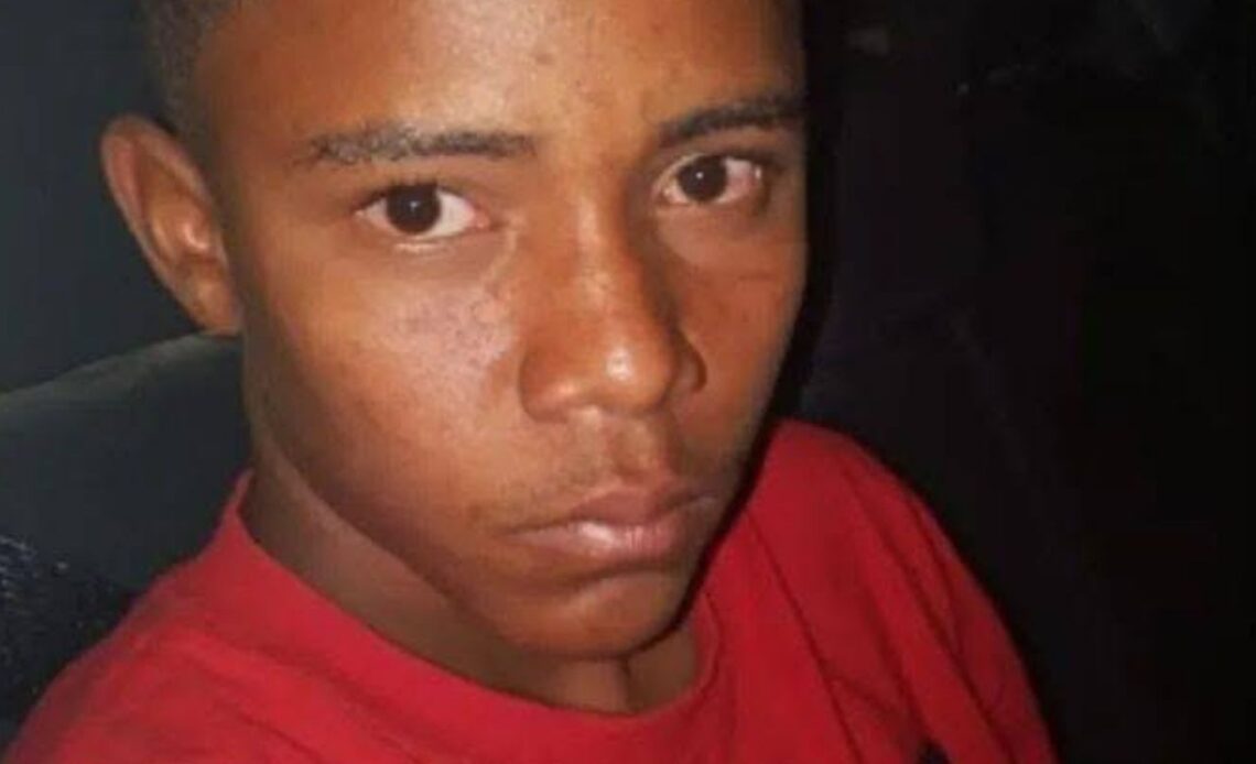 Joven Liberado Tras Herir Accidentalmente a su Madre en Hato Mayor