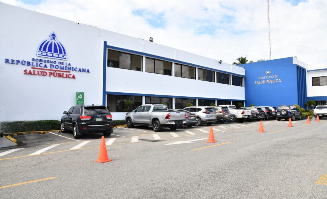 Puerto Plata Implementa Medidas de Salud Tras Arribo de Crucero con Brote de Norovirus