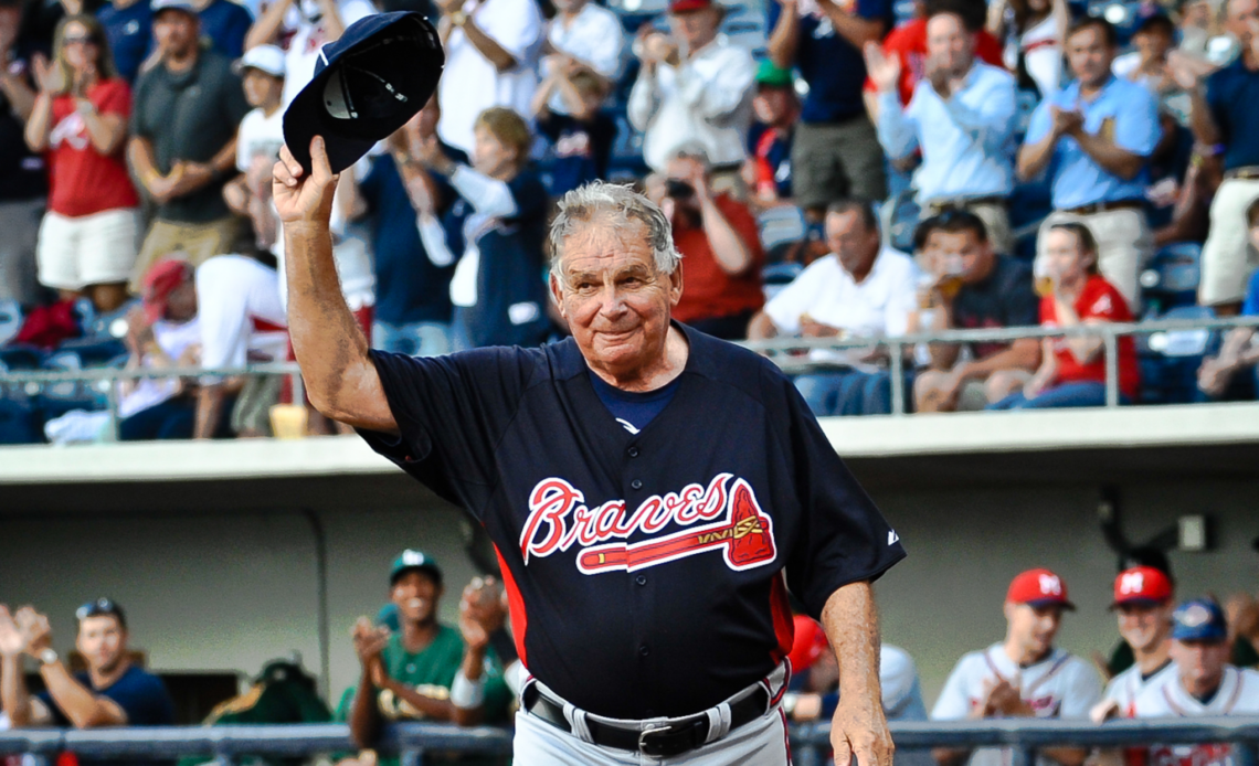 Fallece Bobby Cox, Legendario Mánager de los Bravos y Salón de la Fama del Béisbol, a los 84 Años