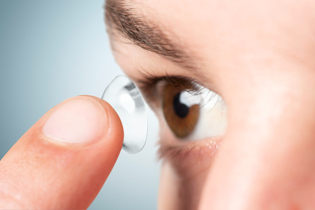 Lentes de Contacto Inteligentes Muestran Potencial en el Tratamiento de la Depresión en Ratones