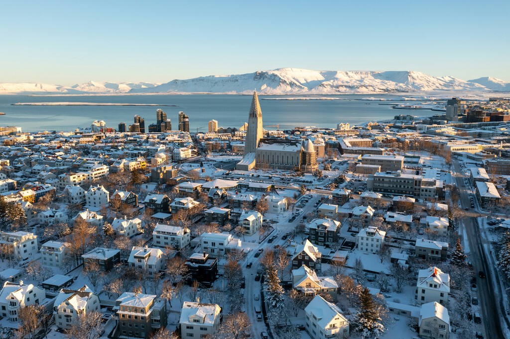 El éxito de la semana laboral de cuatro días en Islandia: Un modelo para la Generación Z