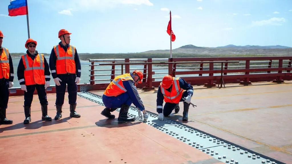 Rusia y Corea del Norte se conectan por carretera por primera vez gracias a un puente de construcción acelerada