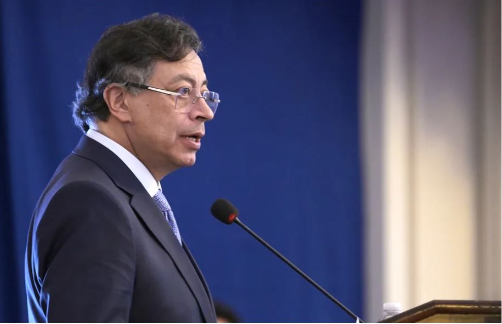 Presidente Petro Declara Ofensiva Militar Completa Contra Disidencia de las FARC en el Suroeste Colombiano