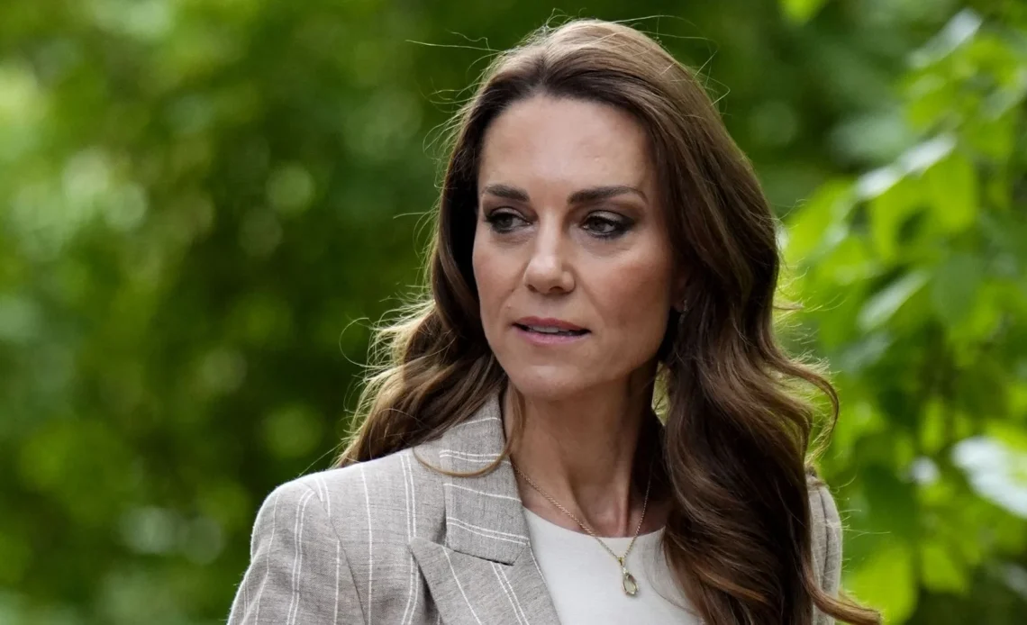 Kate Middleton Concluye Desafío de Montaña Tras Superar Cáncer, Agradecida por su Recuperación