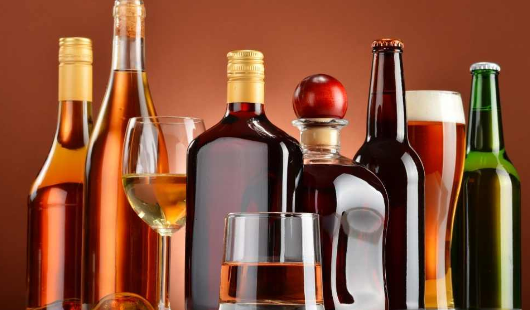 Adopron Respalda Ley 30-26, Demandando Aplicación Uniforme del Artículo 41 en Bebidas Alcohólicas