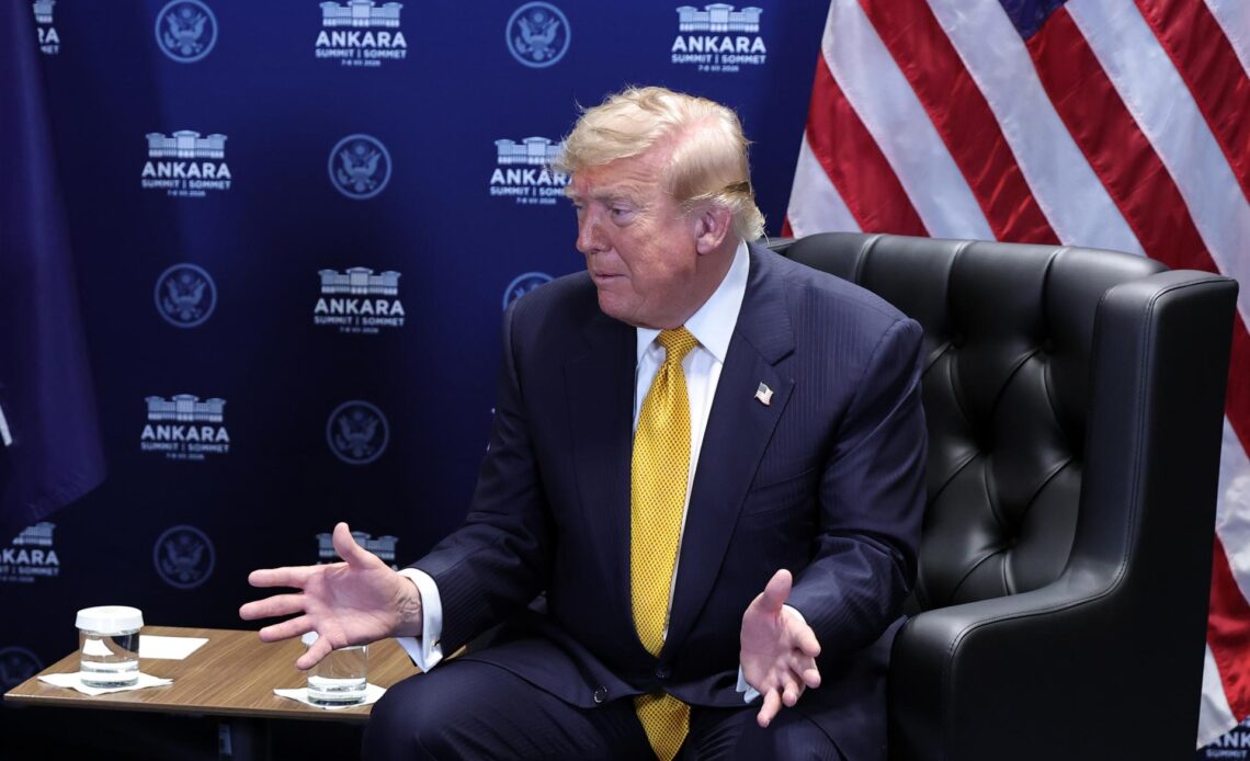 Donald Trump Califica a España de ''Causa Perdida'' y Propone Interrumpir Relaciones Comerciales