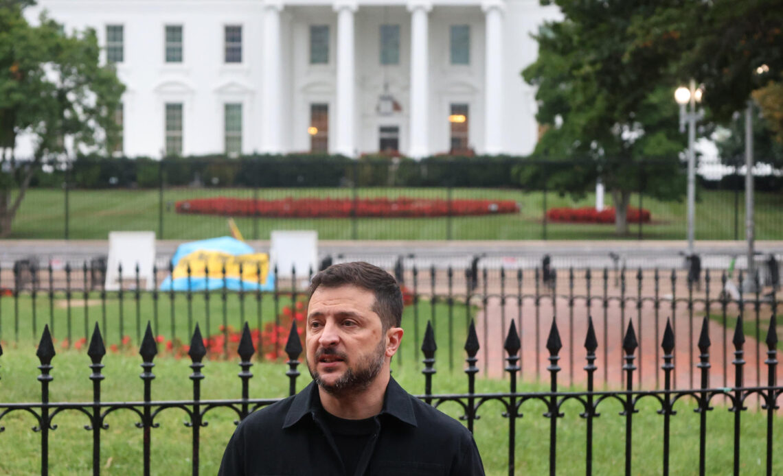 Zelenski Visita Estados Unidos para Encuentro con Trump y Homenaje Póstumo a Lindsey Graham