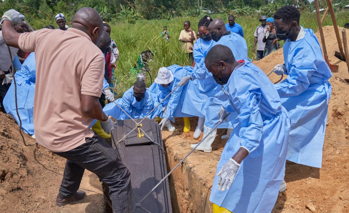 Brote de Ébola en el Congo se Aproxima a las Mil Víctimas Mortales