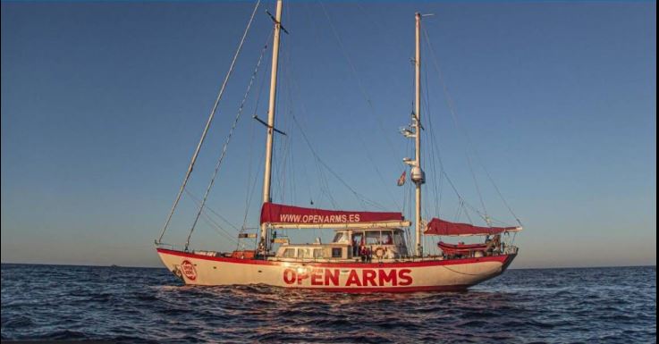 El velero Astral de Open Arms arriba a La Habana con asistencia humanitaria de Europa