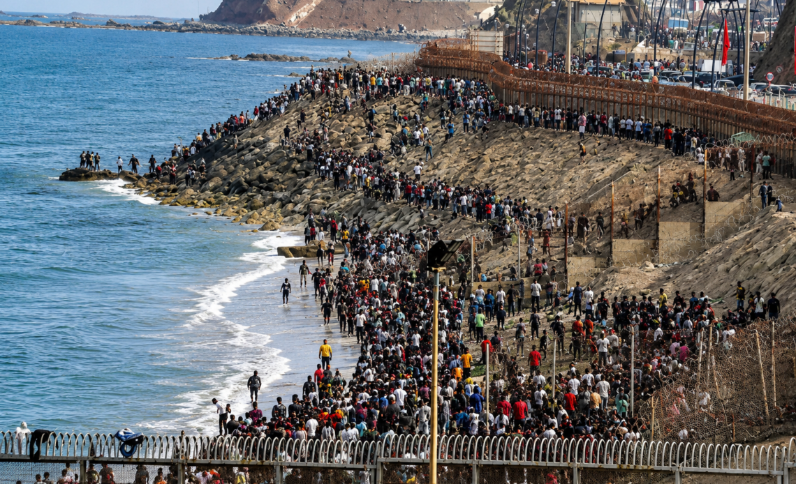 Estados Unidos Critica a España por su Gestión de la Crisis Migratoria en Ceuta